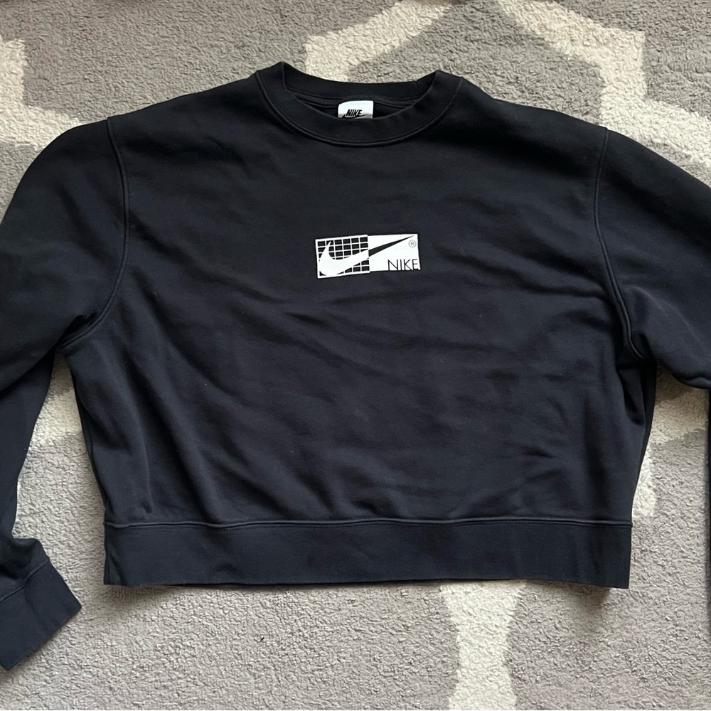 Woman’s Nike Cropped Crewneck
